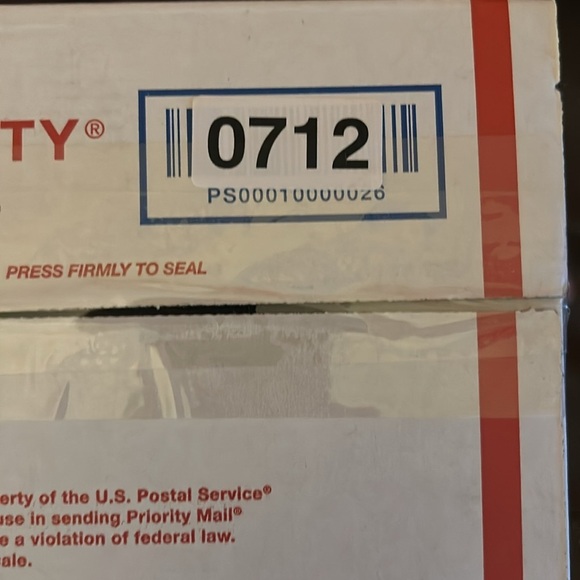 Journee Collection Bella  Rose Gold Sandal size 7 - Picture 11 of 11